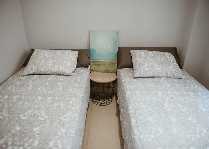 Cala De Nerja-lovely * Nerja