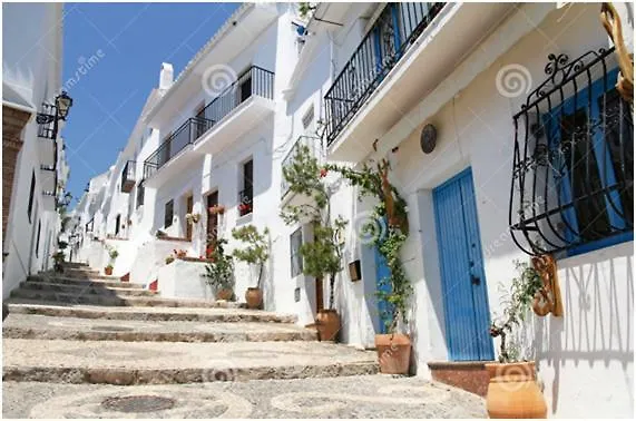 Апартаменты Cala De Nerja-lovely Нерха