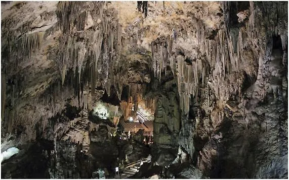 Cala De Nerja-lovely Апартаменты *